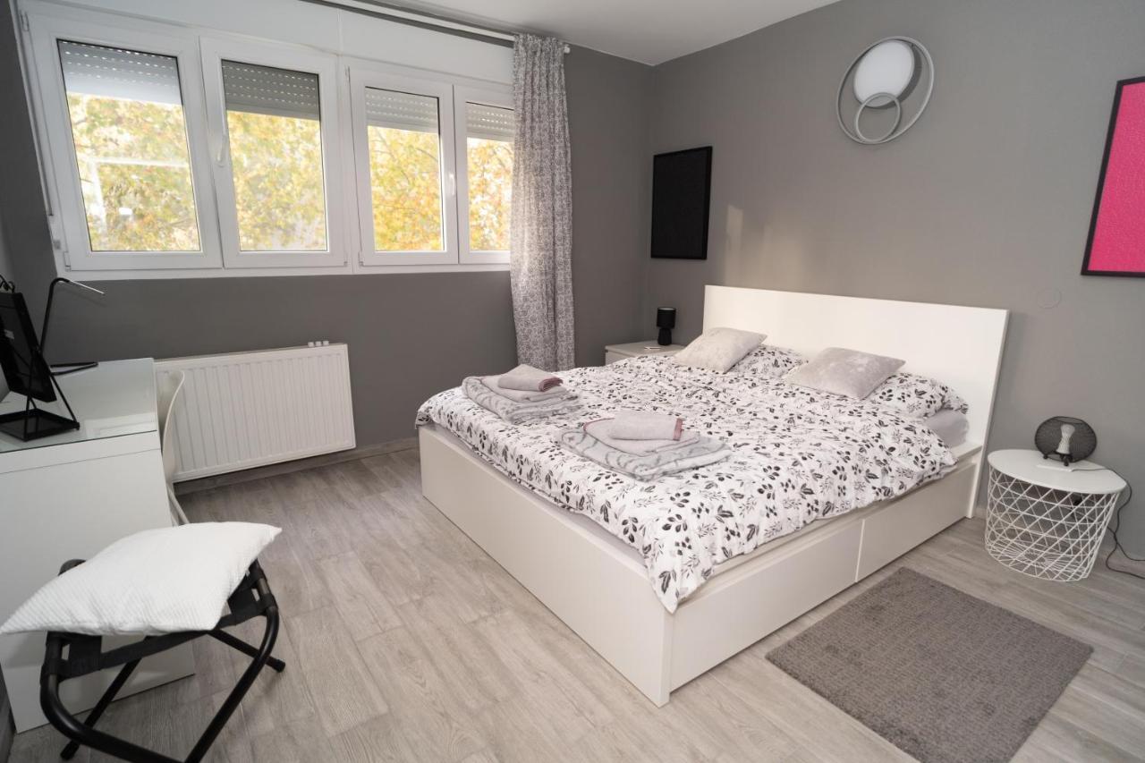 Apartman Ina Osijek Buitenkant foto